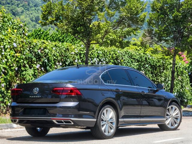 MAR 2022 VOLKSWAGEN PASSAT 2.0 TSi R-LINE 220Ps - 3