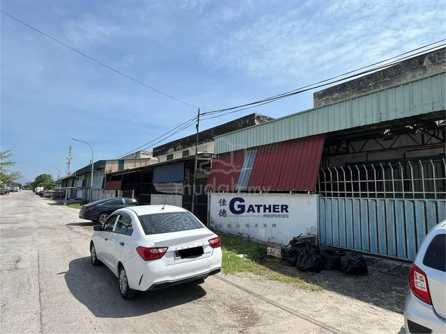 1.5 Storey Semi-Detached Factory For Rent, Menglembu 4