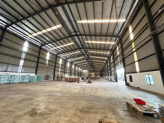 Detached Warehouse Factory Dual Enterance, Pekan Meru, Klang 6,000amp 1