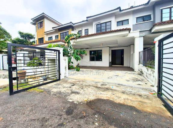 UNIT FREEHOLD CANTIK TERJAGA Taman Reko Mutiara Kajang 1