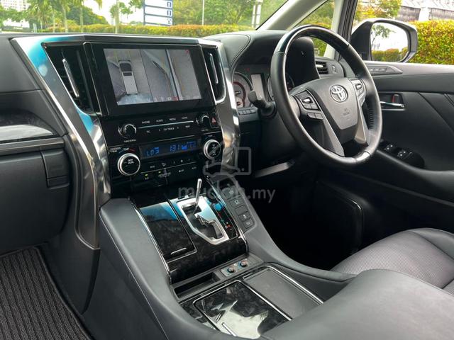 2023 Toyota ALPHARD 2.5 SC 5AA,B.KIT F.SPEC UNREG - 3