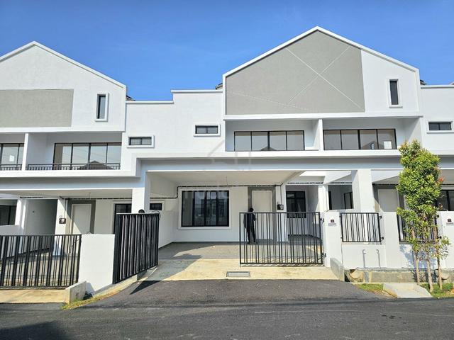 Freehold Teres 2 Tingkat Taman Serambi Gapam Ayer Keroh Melaka 1