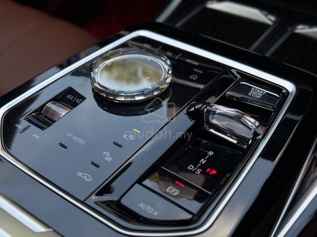 2023 Bmw 750e xDRIVE M SPORT (TIP TOP CONDITION) - 5