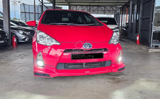 2013 Toyota PRIUS C 1.5 TRD SPORTIVO (HYBRID) (A) - 1