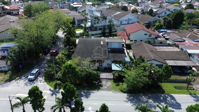 CORNER LOT Bungalow Single Storey Kampung Tunku SS1 SS 1 Petaling Jaya 1