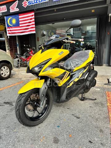 Yamaha NVX ABS V1 Condition Cantik Boleh Loan WsUs - photo 2 of 14