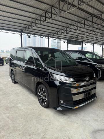 2022 Toyota NOAH 2.0 S-Z - 1