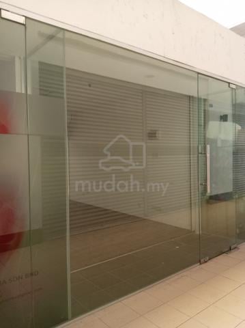 Grd Flr SHOP FullReno D Piazza D'Piazza Mall, PosLaju Bayan Baru Lepas 1