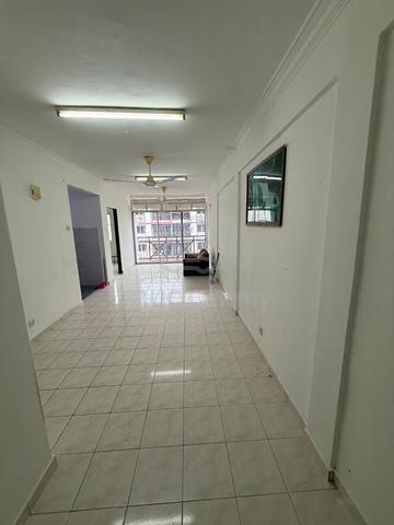 Taman Impian Warisan Flat 1