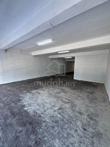 22x75 Shop office Pusat Bandar Puchong Jaya near Lotus 1
