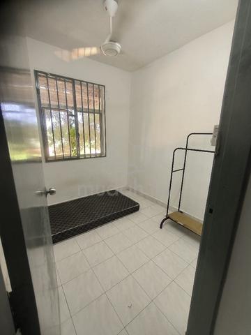 Bilik untuk disewa di Bandar Putra Kulai 1
