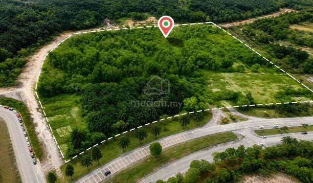 14.80 Acres Prime Development Land for Rent 1