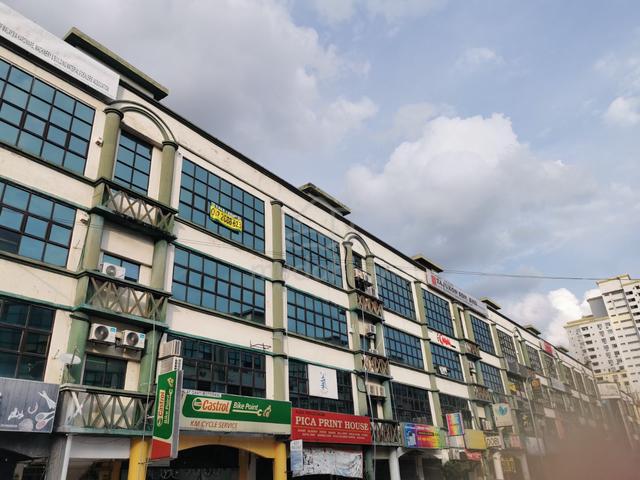 Seri Kembangan Taman Serdang Perdana Ground Floor Shop For Rent 1