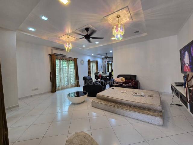 Renovated 1808sf 3 Storey Endlot Kampung Jawa Taman Saga 3 Klang 1