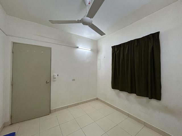 Single Room for Lady only 1