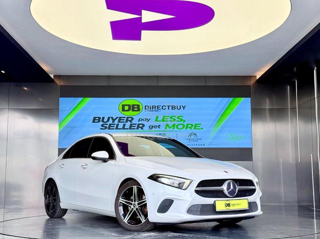 2020/21 Mercedes Benz A200 1.3L Local AppleCarplay - 1