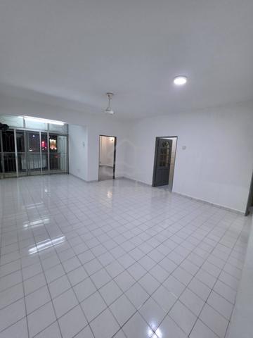 Ixora Apartments 1