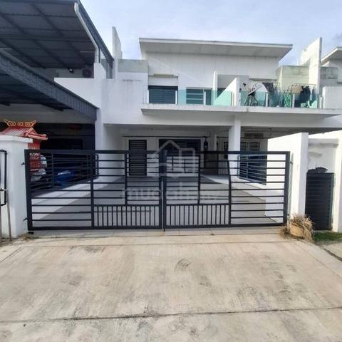 Extra land Double storey terrace taman hijayu 3D Bandar sri sendayan 1