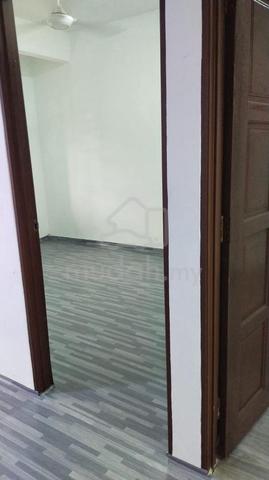 Taman Kosas Flat (Jalan Kosas 3) 1
