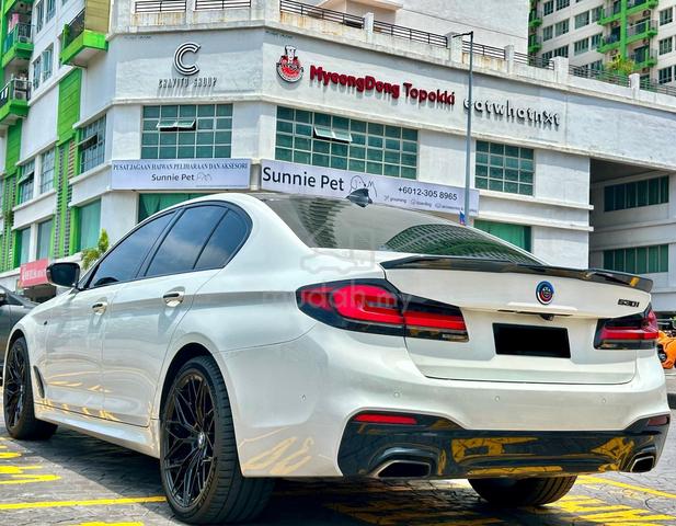 CONVERTED FACELIFTš„2017 BMW 530i 2.0 M-SPORT G30 - 2