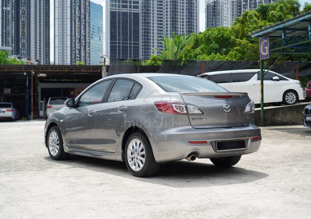 2012 Mazda 3 1.6 SPORT SEDAN 1 OWNER LOW KM - 3