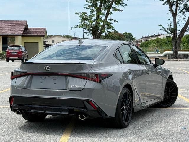 2023 Lexus IS300 2.0 F-SPORT MODE BLACK III GREY - 2