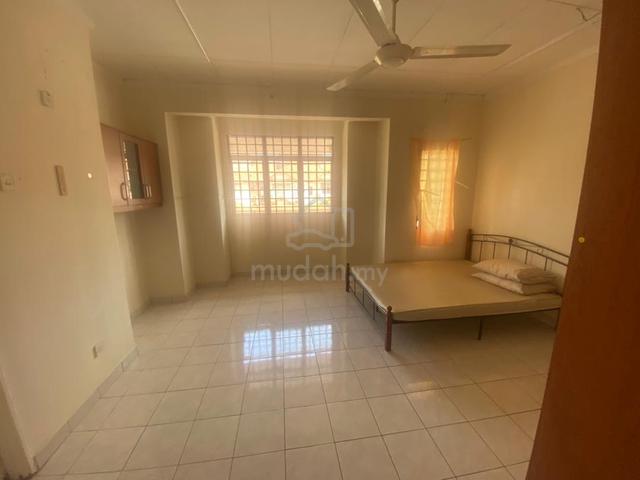 Bukit Subang 2 Storey Link House 1