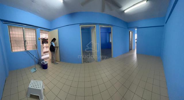 Pangsapuri Orkid, Bandar Mahkota Cheras 1