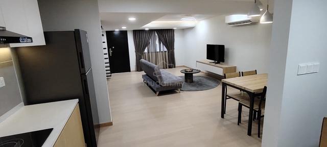 Newly Renovated with Autogate ✨Bachang Double Storey House 1