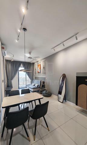 Skyline KL doorstep 30m walking distance to LRT station room for rent! 1