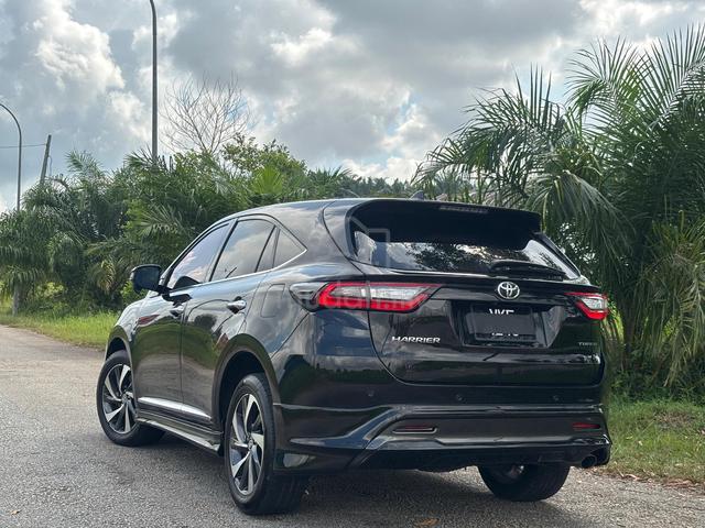 2020 Toyota HARRIER LUXURY 2.0 TUBRO Good Conditio - 2