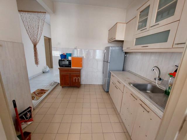 Idaman Court Apartment 3