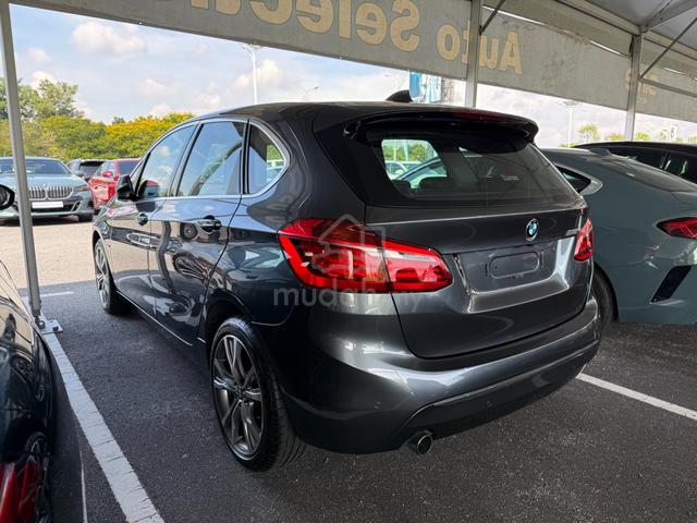 2016 BMW 218i Active Tourer Luxury (BMW Certified) - 4