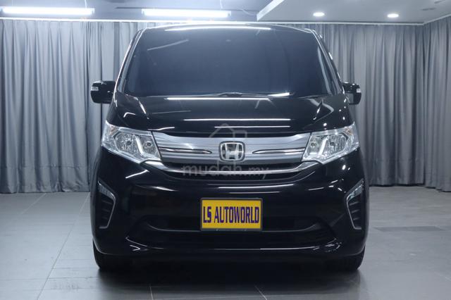 2017 Honda STEPWAGON 1.5 SPADA (A) - 3