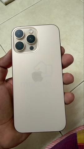 Iphone 16 pro max - photo 4 of 6