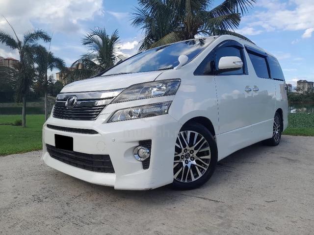 2013 Toyota VELLFIRE 2.4 (A) - 2