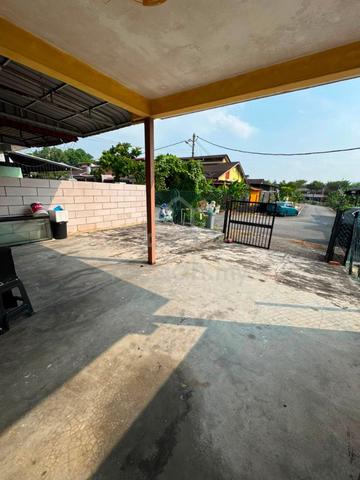 Johor Jaya Single Storey End Lot Landed 1