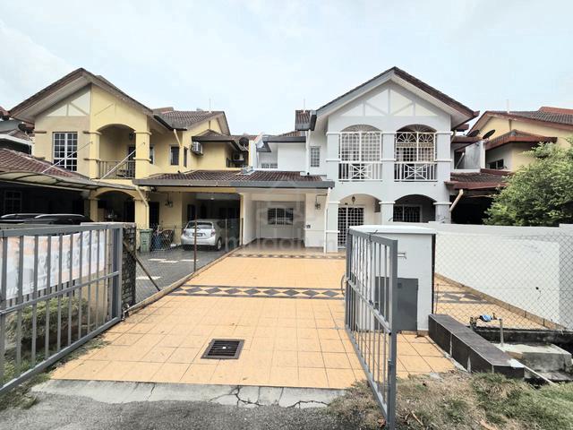 FACING OPEN | FULL LOANš„ 2 Storey Intermediate Seksyen 7 Bangi 1