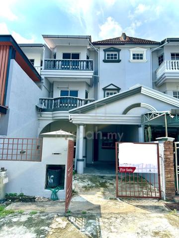 FREEHOLD Taman Putri Jaya Batu 9 Cheras 3 Storey Cartoon House 1
