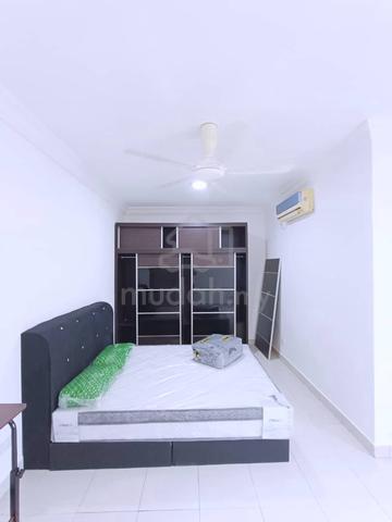 Master Room @ Tebrau City Residence (walk 2 Hero Market and Aeon) 1