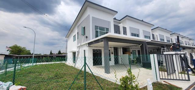 Sek. 29- Corner 2 Storey, Shah Alam For Rent - 5 min Quayside Mall 1
