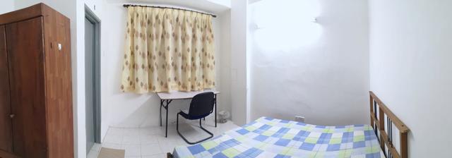 Block B, Desa Palma Nilai (Master room with bathroom) 1