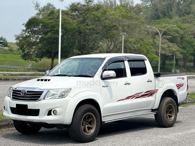 2014 Toyota HILUX 2.5 (A) / TIPTOP CONDITION / - 1
