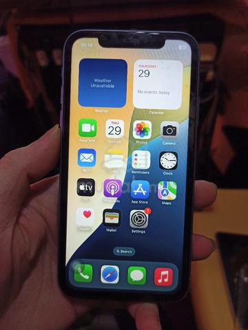 iPhone XR - photo 2 of 2