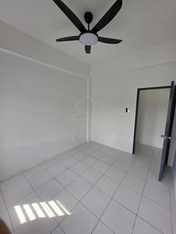 Residensi Acacia 1