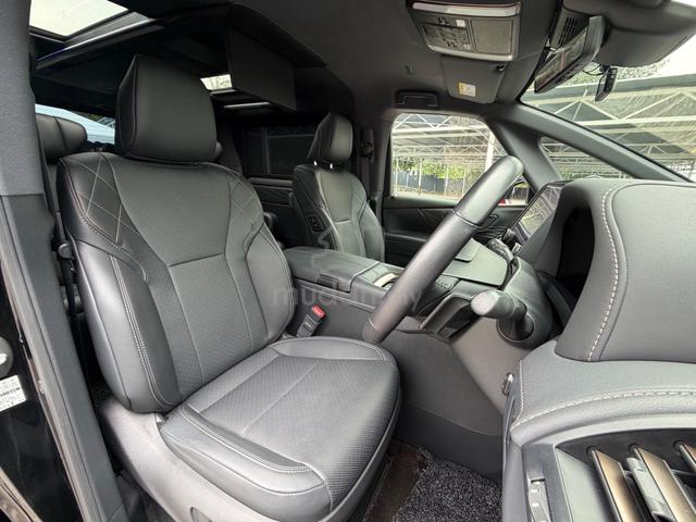Toyota VELLFIRE 2.4 Turbo 5A Black Interior OFFER - 4