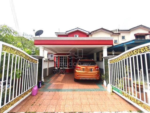 END LOT RENOVATED | Double Storey Terrace Bandar Tasik Puteri Rawang 1