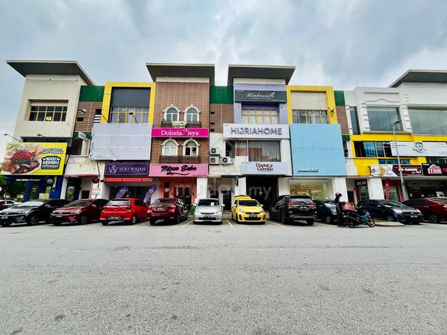 1st Floor | Office Space | Jalan Plumbum Seksyen 7 | Shah Alam 1