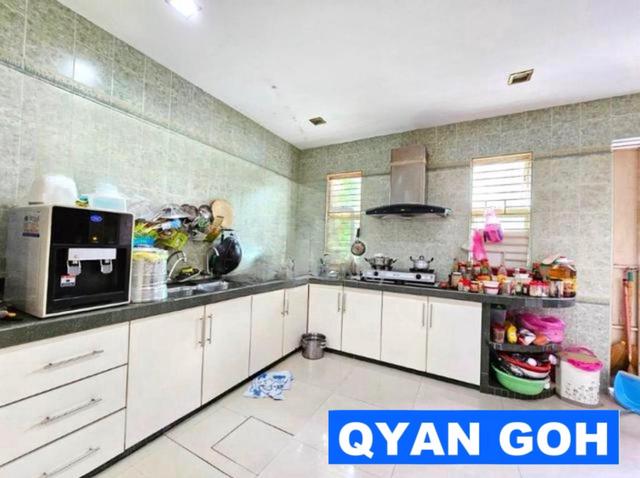 [Rare] FULLY RENO & Move In - 1 Storey Terrace Jelutong near Heng Ee 1