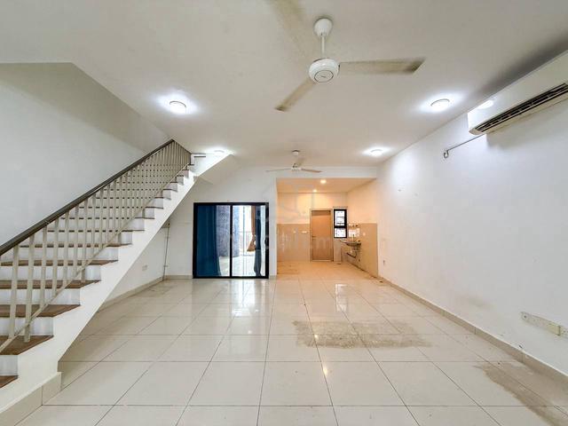 4R 3B + Facing playground + 20'x70' Elmina Valley 1, Shah Alam 1